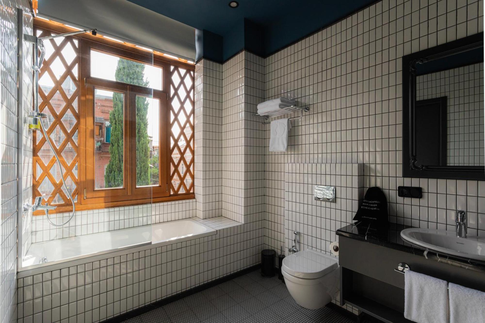 Puris Moedani Boutique Hotel Tbilisi Værelse billede